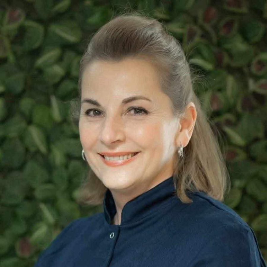 dr. Amra Šurjan